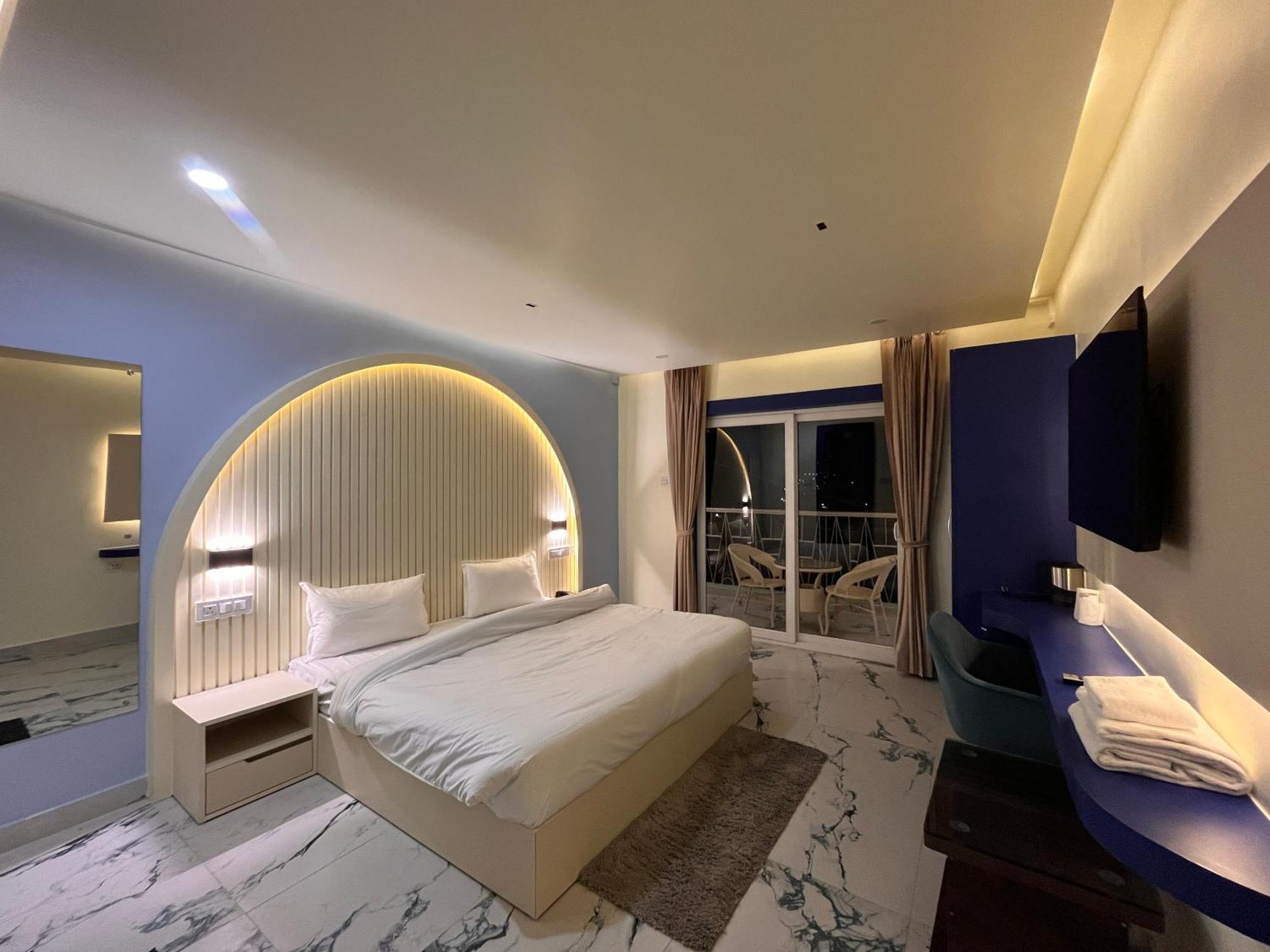 Spruce Hill Hotel & Restro Nainital Exterior foto